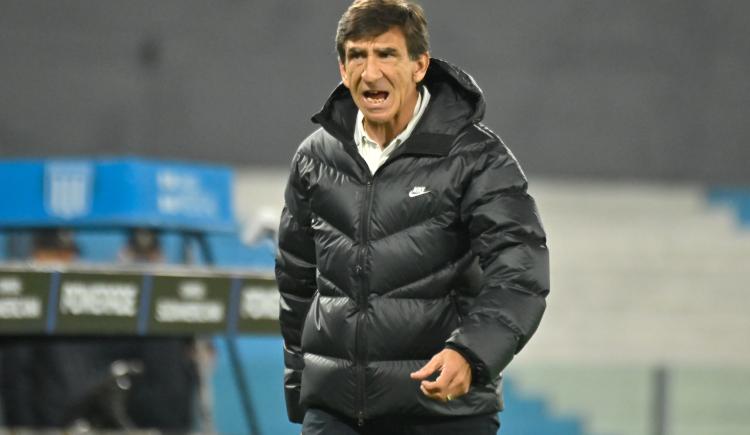 Imagen de Quién se convirtió en el entrenador con más tiempo en el cargo ante la salida de Gustavo Costas