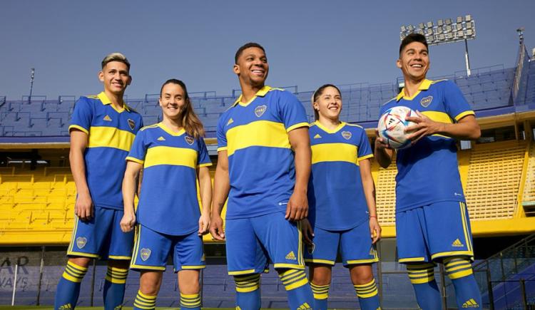 Imagen de Boca presentó su nueva camiseta titular