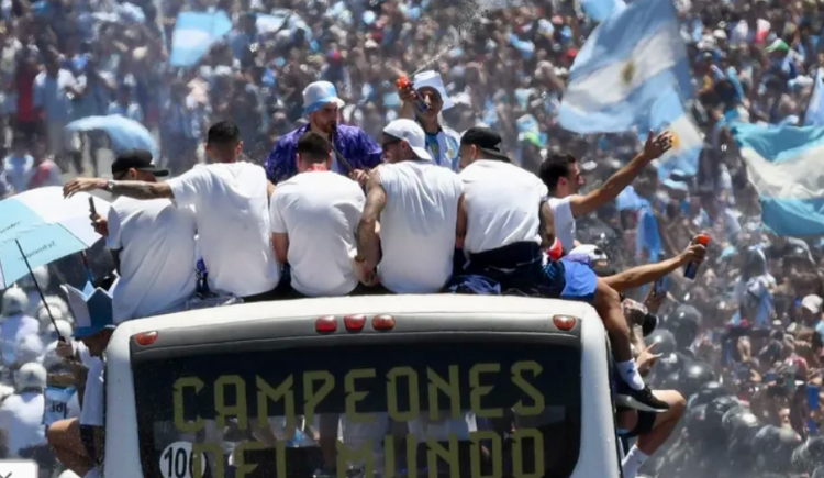 Imagen de A un año de la manifestación popular más multitudinaria del deporte argentino