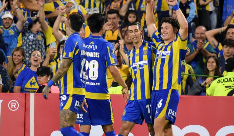 Imagen de Rosario Central cumplió ante Libertad en Arroyito y es más puntero que nunca de su grupo