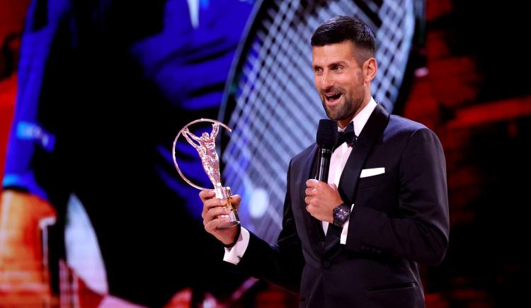 Imagen de El premio que Novak Djokovic le arrebató a Lionel Messi