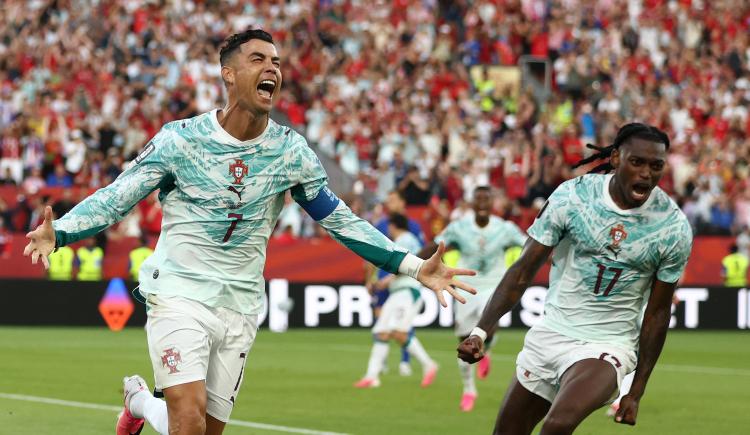 Imagen de Cristiano ganó el duelo de leyendas: Portugal lo dio vuelta y eliminó a la Croacia de Modric del Mundial