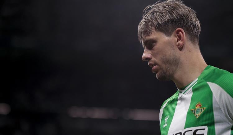 Imagen de Duró seis minutos en cancha: preocupación por Giovani Lo Celso