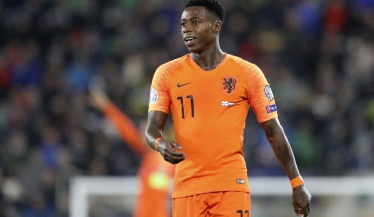 Imagen de Fue figura de Ajax y la selección de Países Bajos y ahora será procesado por contrabandear cocaína