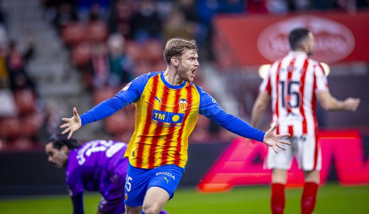 Imagen de Sigue de racha: Lucas Beltrán le indicó el camino a Valencia