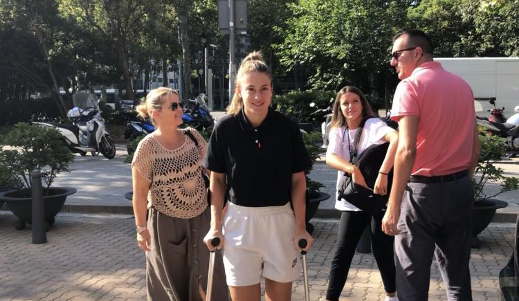 Imagen de Alexia Putellas comienza su largo periodo de recuperación