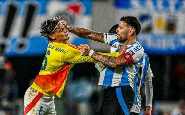 Imagen de Se peleó con Otamendi y ahora serán compañeros: qué dijo Richard Ríos del argentino
