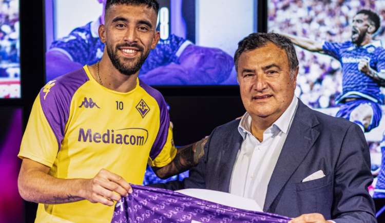 Imagen de Nicolás González renovó su contrato con Fiorentina