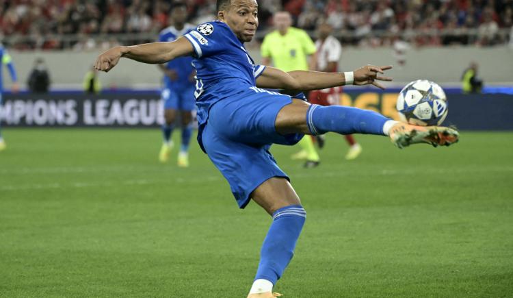 Imagen de Mbappé, el nombre del gol: cuatro tantos del máximo artillero del año para el triunfo de Real Madrid