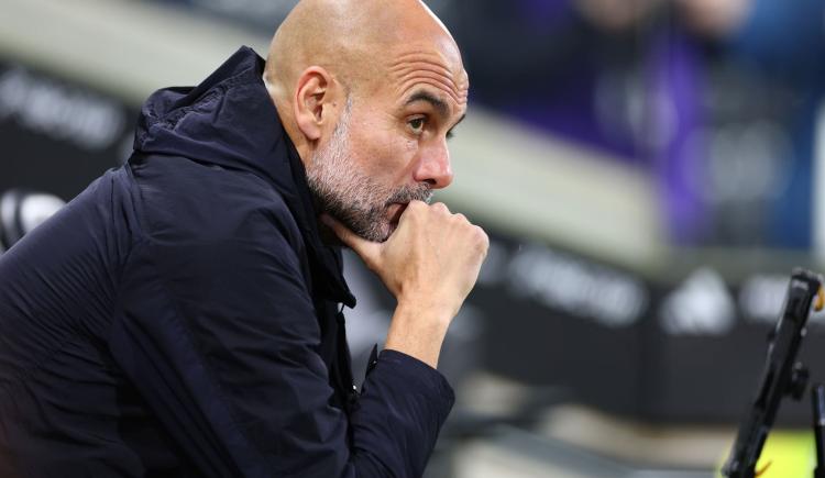 Imagen de La ironía de Pep Guardiola y su enojo con la dirigencia de Manchester City