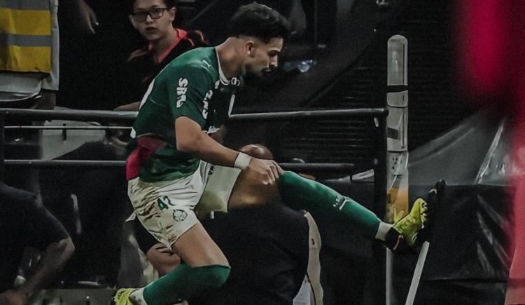Imagen de El festejo provocador del Flaco López en el clásico paulista