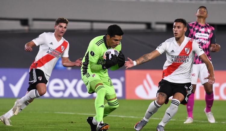 Imagen de LA MANÍA POR ENZO PÉREZ NO SE DETIENE