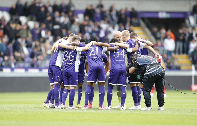 Imagen de Luis Vázquez debutó en Anderlecht con un triunfo