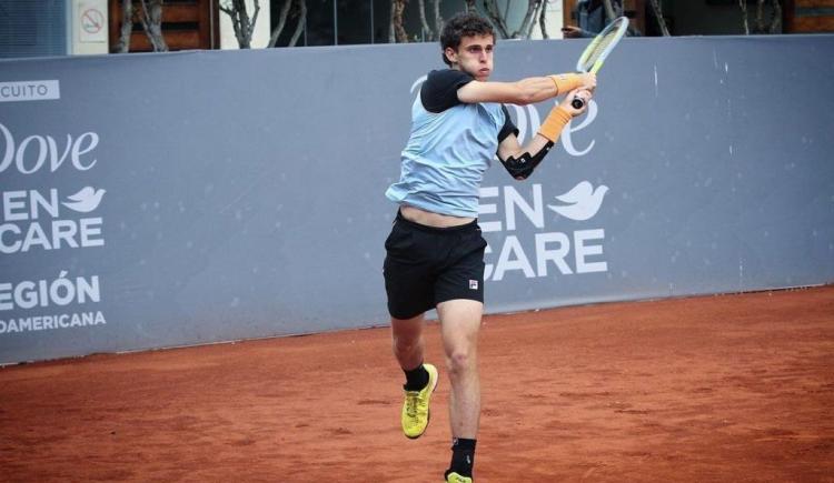 Imagen de MUNDO CHALLENGER: JUAN MANUEL CERÚNDOLO DEBUTÓ CON UN TRIUNFO EN SANTIAGO