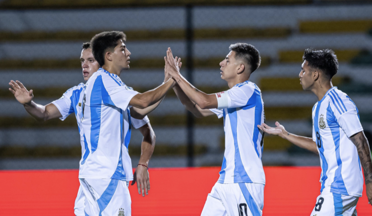 Imagen de Tras golear a Brasil, Argentina empató con Colombia en el Sudamericano Sub 20