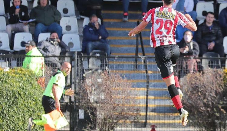 Imagen de Barracas Central le sacó el invicto a San Lorenzo