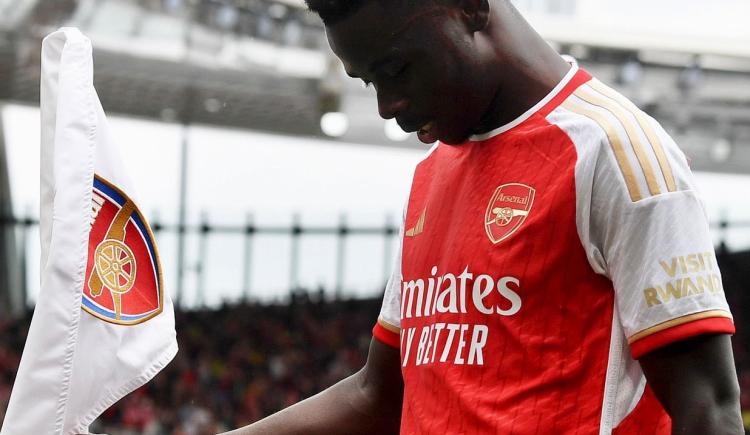 Imagen de Arsenal debutó en la Premier League con el pie derecho