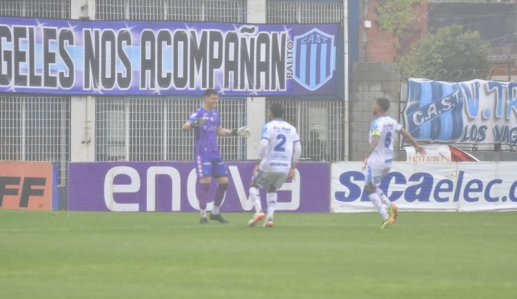 Imagen de De arco a arco: así fue el golazo de San Telmo ante Gimnasia de Jujuy