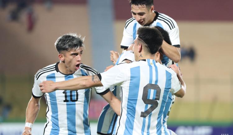 Imagen de Argentina venció a Uzbekistán y definirá el cuadrangular de Maldonado con Uruguay
