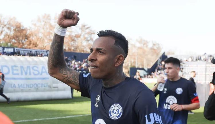Imagen de Racing y Talleres se pelean por Sebastián Villa