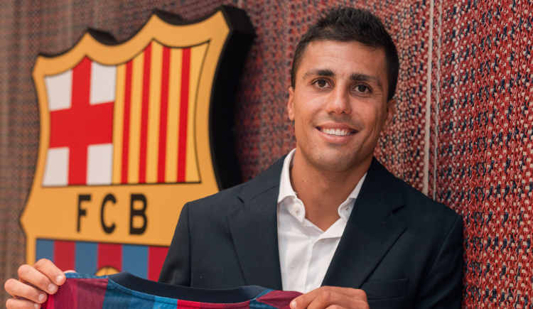 Imagen de Rodri dejó Manchester City y fue presentado en Barcelona