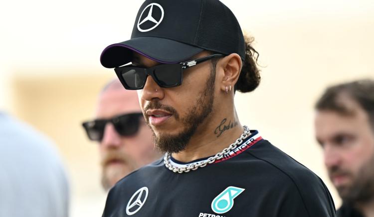 Imagen de Lewis Hamilton podría dar un paso trascendental en otro deporte motor