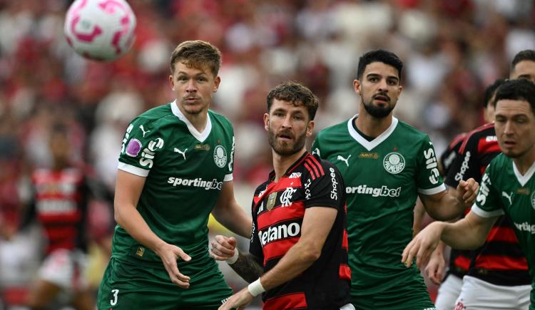 Imagen de Un árbitro argentino dirigirá la final de la Copa Libertadores entre Palmeiras y Flamengo