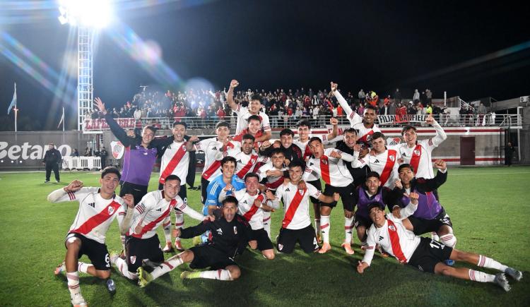 Imagen de Torneo Proyección: River venció a Huracán con un doblete de Ruberto y habrá superclásico en semifinales