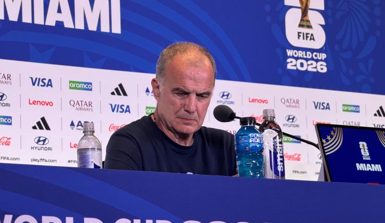 Imagen de Marcelo Bielsa palpitó el debut de Uruguay en el Mundial