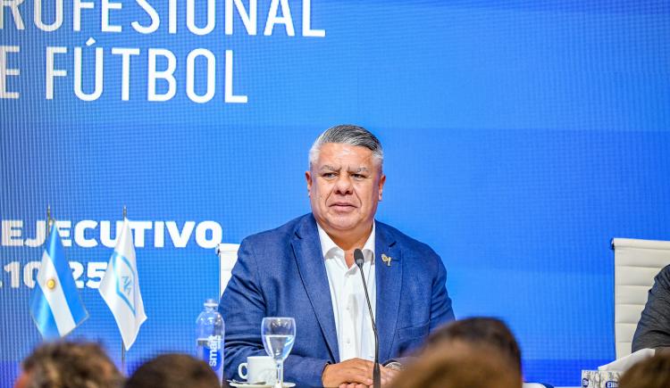 Imagen de Reunión de Comité Ejecutivo en AFA, con Moretti bajo la lupa