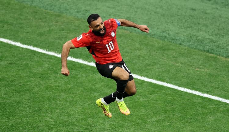 Imagen de Egipto conquistó el primer triunfo de su historia mundialista de la mano de Salah
