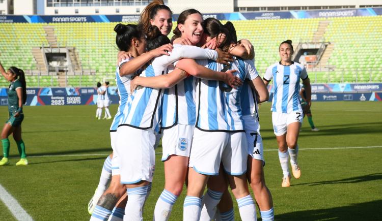 Imagen de Argentina consiguió su primera victoria en fútbol femenino en los Panamericanos