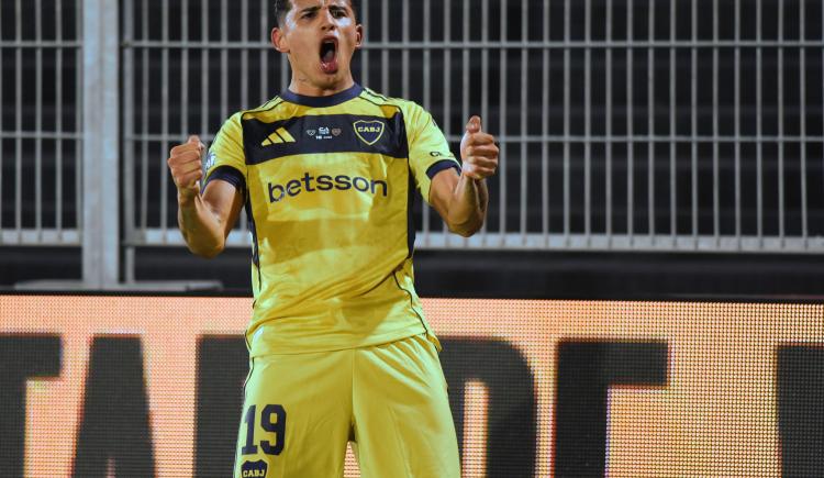 Imagen de Boca le ganó 2-0 a Sarmiento en el debut del Vasco Arruabarrena
