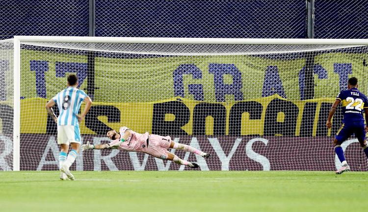 Imagen de BOCA - RACING, BAJO LA LUPA DEL VAR