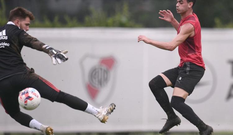 Imagen de INDEPENDIENTE SE IMPUSO 2 A 1 A RIVER EN EZEIZA