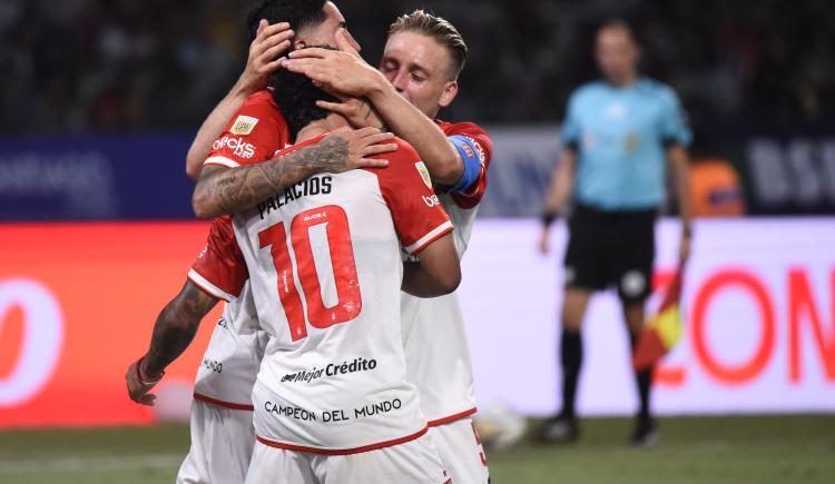 Imagen de Estudiantes venció a Central Córdoba como visitante y es el primer semifinalista del Clausura