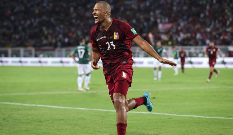 Imagen de DEBUT CON GOLEADA PARA PÉKERMAN EN VENEZUELA