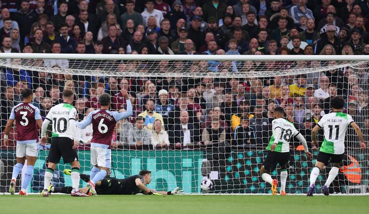 Imagen de El récord negativo que alcanzó Dibu Martínez en la Premier League