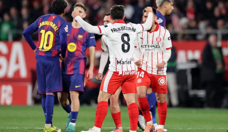 Imagen de Así lidera el Madrid: Barcelona cayó en las diabluras de Echeverri y perdió ante Girona