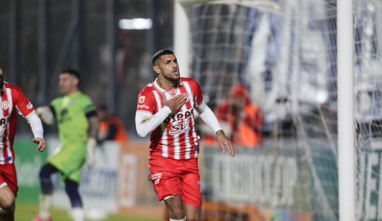 Imagen de Unión derrotó a Independiente Rivadavia en un picante partido y es líder