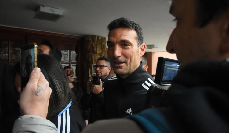 Imagen de Desde Pujato, Scaloni le bajó la espuma a su salida de la Selección