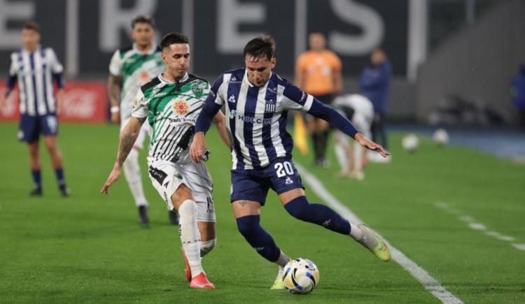 Imagen de El Talleres de Tevez no pudo con San Martín de San Juan y sigue en zona roja