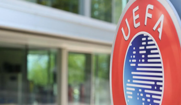 Imagen de UEFA Y UNA REUNIÓN DE EMERGENCIA PARA DECIDIR SI RUSIA ALBERGARÁ O NO LA FINAL DE LA CHAMPIONS LEAGUE