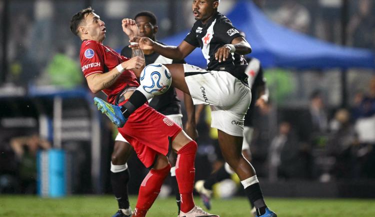 Imagen de Barracas fue goleado por Vasco da Gama y finalizó la Copa Sudamericana sin victorias