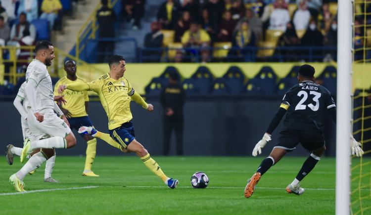 Imagen de Cada vez más cerca de los 1000 gritos: un nuevo doblete de Cristiano Ronaldo para Al Nassr