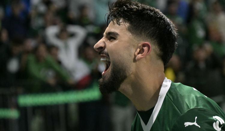 Imagen de Palmeiras quiere Verdaos y le puso precio al Flaco López