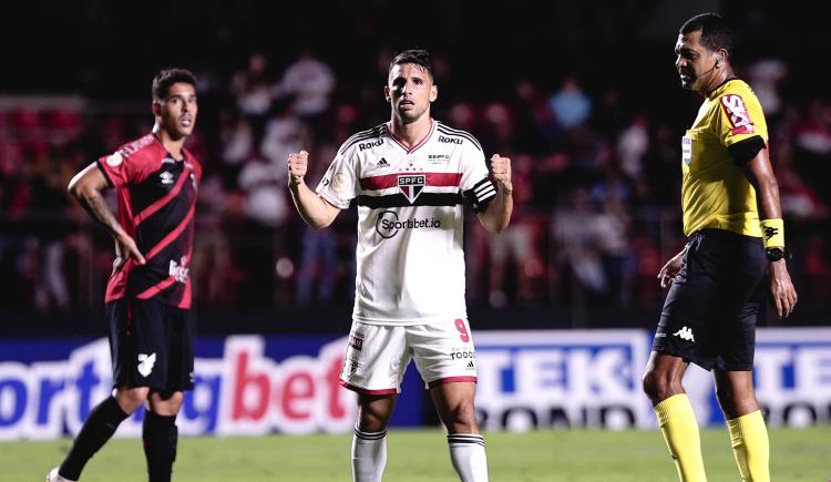 Imagen de Calleri comenzó el Brasileirao con un hattrick