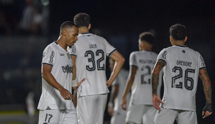 Imagen de Botafogo cayó ante Vasco y llega golpeado a la revancha con Racing