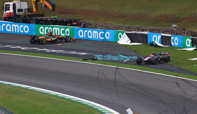 Imagen de Franco Colapinto se despistó y chocó en la sprint del Gran Premio de Brasil