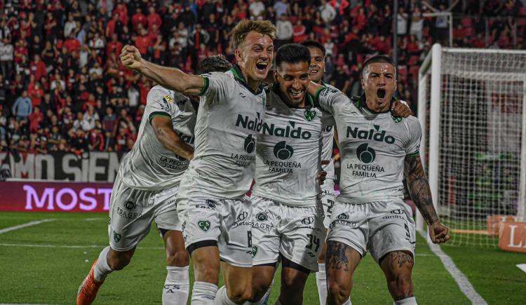 Imagen de Triunfazo de Sarmiento ante Newell's en Rosario